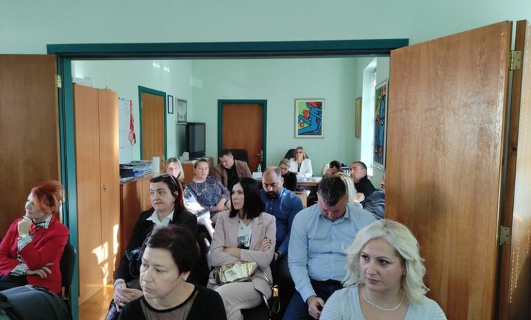 Јачање сарадње са послодавцима и боље планирање потреба тржишта рада