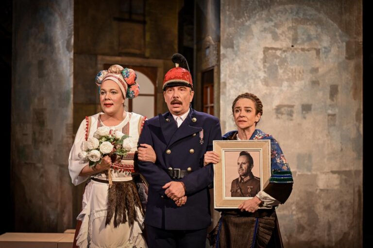 Премијера представе „Тотови“ одржана на Камерној сцени