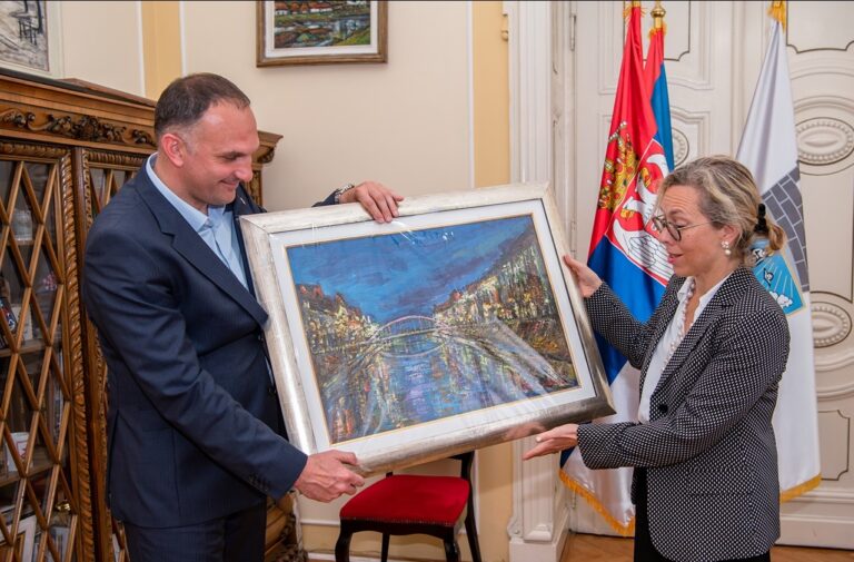 Амбасадорка Француске у Србији Флоранс Ферари у посети Зрењанину